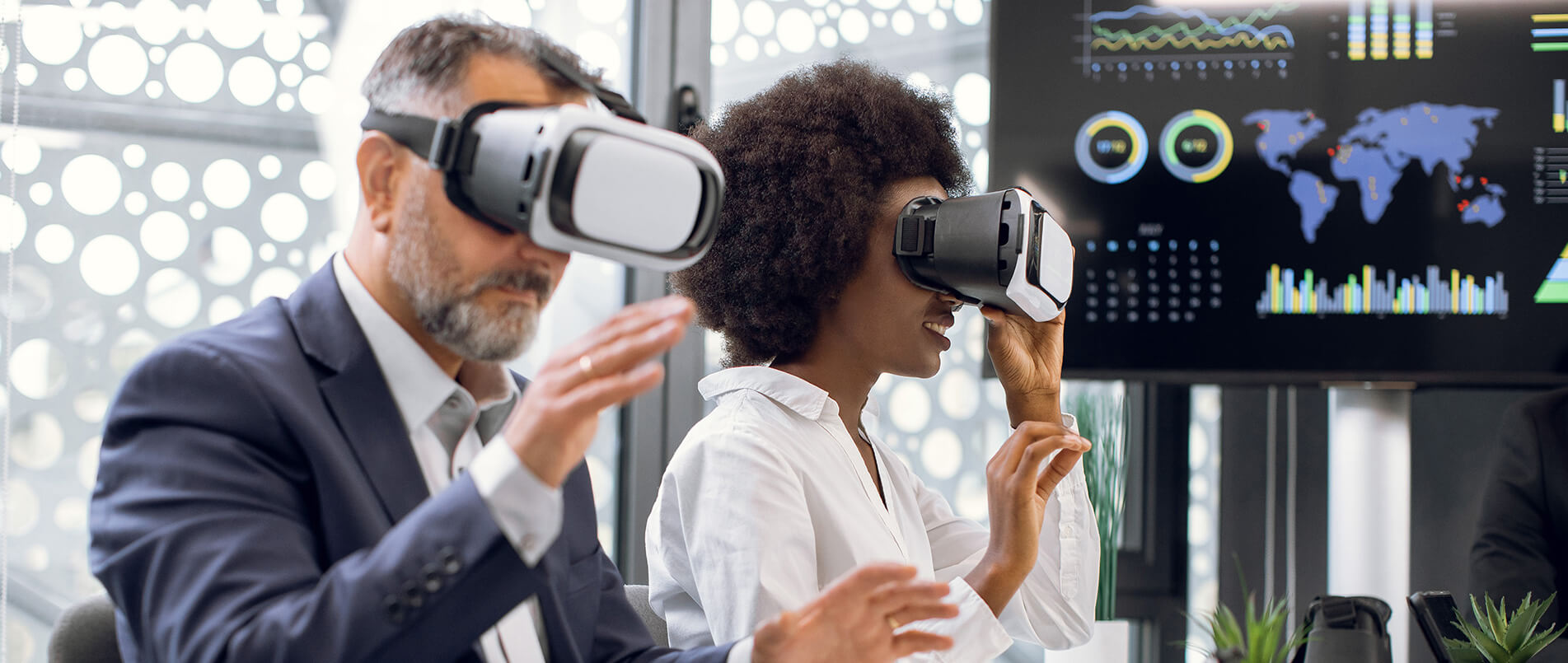 重磅！pp模拟器电子游戏正式发布一站式XR产品解决方案，助力探索数字世界新纪元